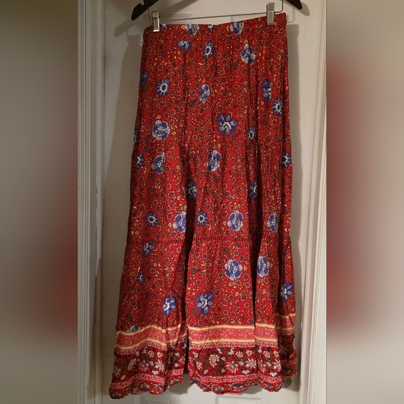 Red Tiered Boho Maxi Skirt for Casual Resort Wear - Picture 2 of 5